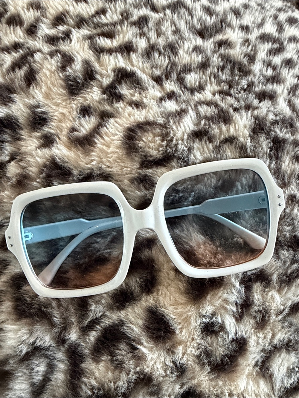White Oversized Square Sunglasses - Women Accessories